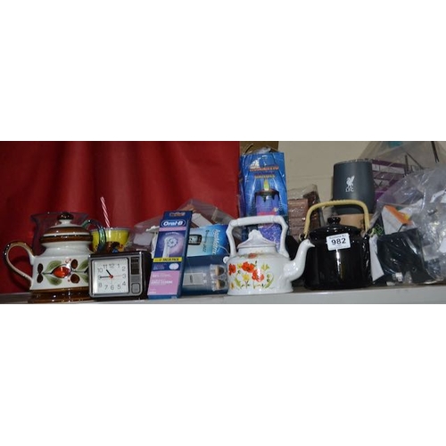 982 - Mixed Lot Incl Coffee Filters, Toothbrush Heads & Bag Lot