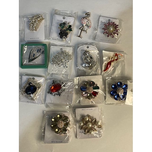 746 - Collection of Dress Brooches