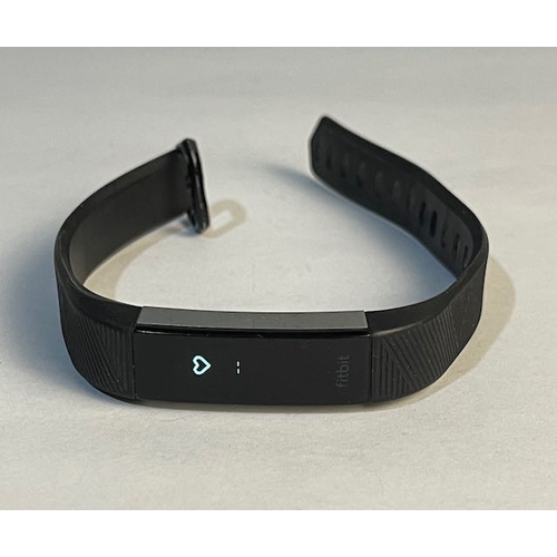 795 - Fitbit - Charging (No Charger)