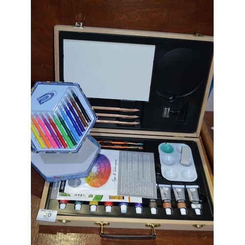 30 - Wooden Artist Set + Marker Set