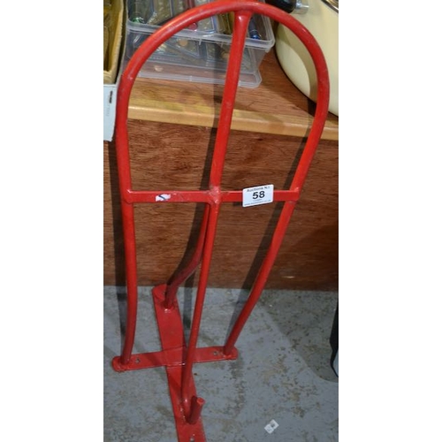 58 - Saddle Rack