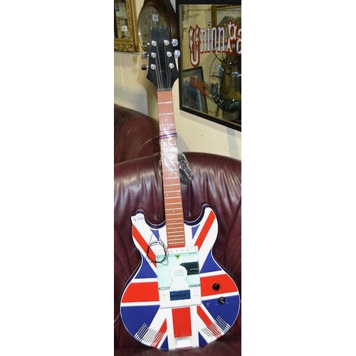 401A - Electric Guitar Union Jack CD Player