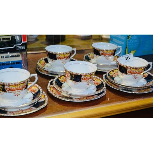 36 - Colclough 16pc Teaset