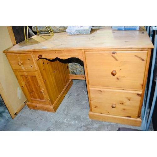 216 - Pine 3 Drawer, 1 Door Desk