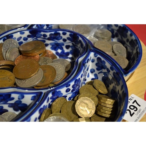 297 - Ornate Blue & White Dipping Dish of Various Coins - Ireland Bull Shillings, 3d, Sixpences etc