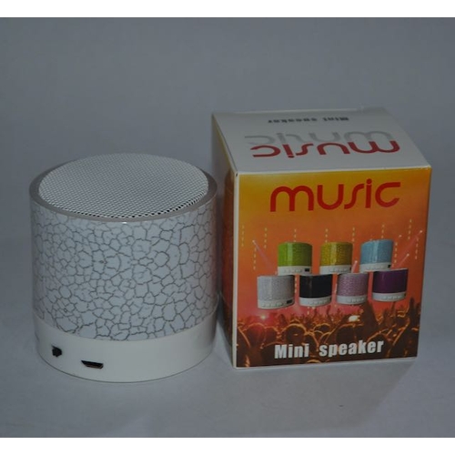 1075 - S10 Bluetooth Wireless Colour Changing Speaker