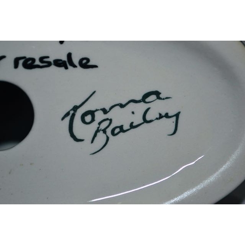 172 - Lorna Bailey Signed Pelican Prototype with Lorna Bailey Signed Plaque - Appx 6x5