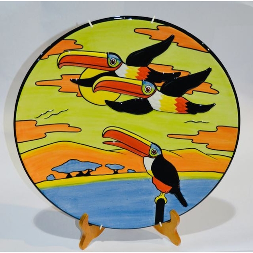 189 - Lorna Bailey Ltd Ed Flying Toucan Plate 50/100 - Old Ellgreabe Pottery Burslem - 13.5