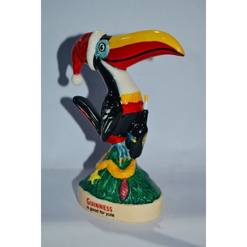 326 - Royal Doulton Christmas Toucan Ltd Ed 901/2000 with Cert