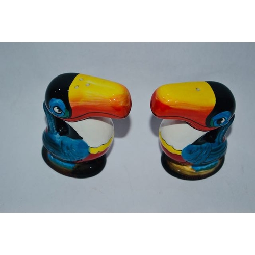 339 - Guinness Toucan Cruet Set