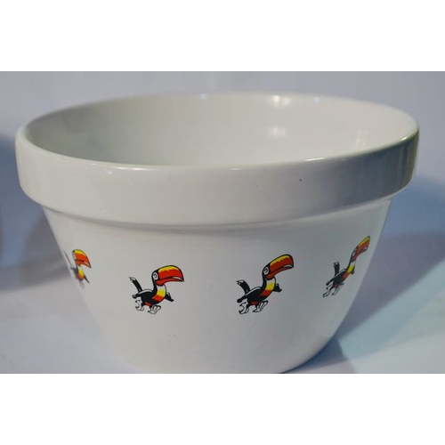 426 - Carlton Ware Running Toucan Pudding Basin + Carlton Ware Running Toucan Cup & Mug