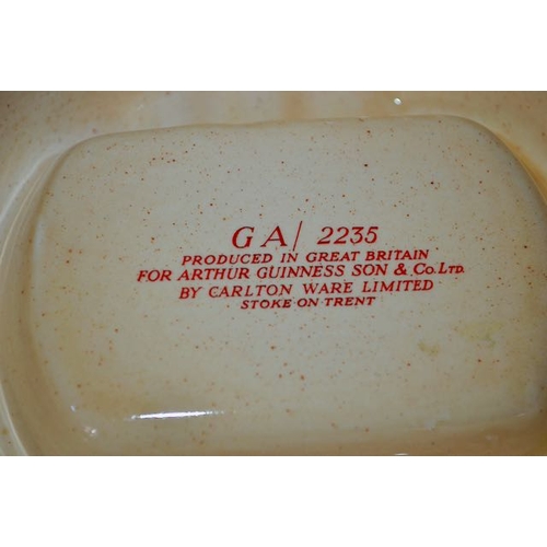 437 - Carlton Ware Guinness Is Good For You Ashtray with Sidebridge GA2235