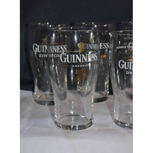 470 - 11x Guinness Pint Glass Incl Hurling Championships, Draught, 2000