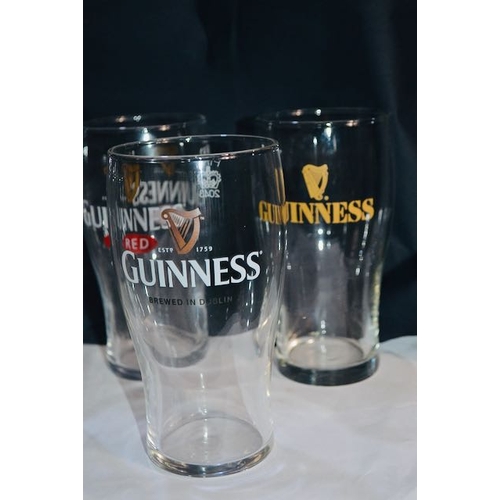 471 - 8x Guinness Glass Incl Guinness Red, Draught Bitter, Gold Lettering