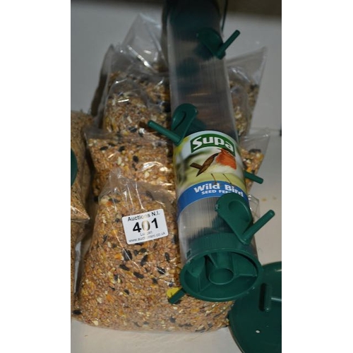 401 - 5 x Bags Of Wild Bird Seed + 2 x Wild Bird feeders