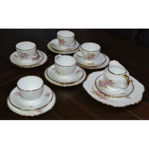 520 - Islington China 18pc Teaset