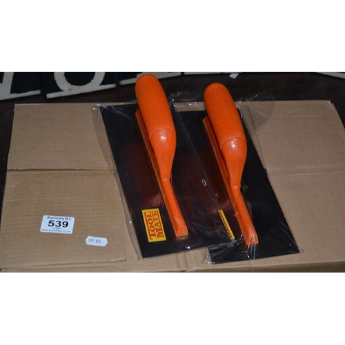 539 - Box Of Approx 10 x Toolmate Trowels