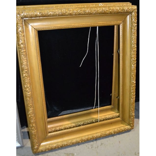 611 - pair Of Large Gilt Frames