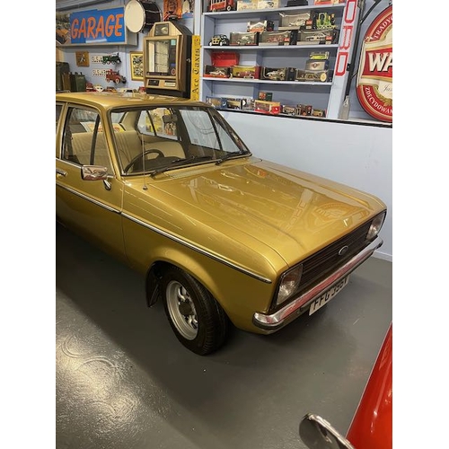 213 - 1979 MK II Ford Escort Ghia 4 Door - £3k Respray - Excellent Driver