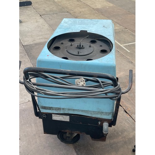 112D - ****ALL PROCEEDS TO CHARITY*** Hot/Cold Powerwasher - K.E.W - 1502v-66 - As Seen For Parts/Repair