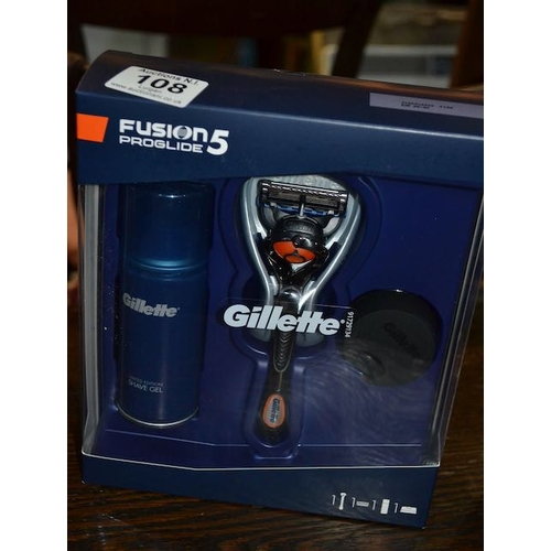 108 - Gillette Fusion 5 Gift Set