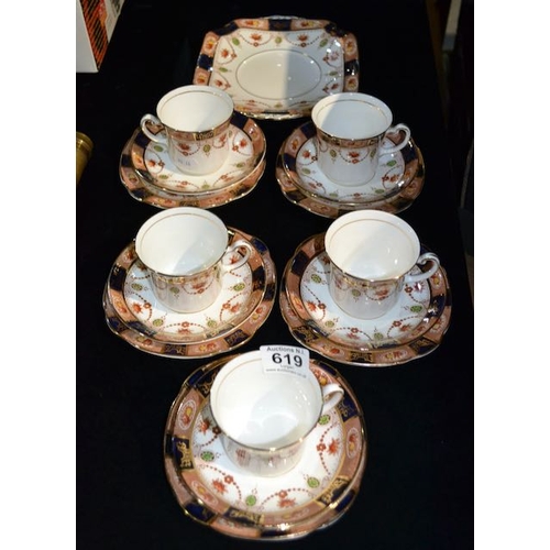 619 - Colclough 17 Piece Teaset