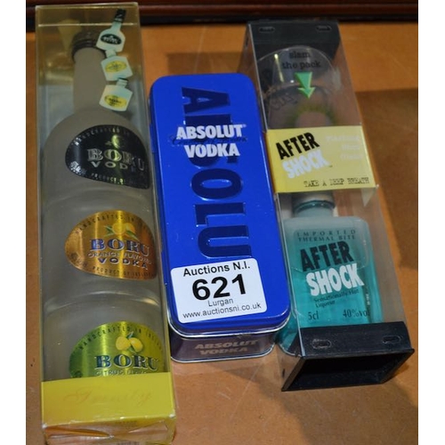 621 - Boru, Absolut + After Shock Gift Boxes