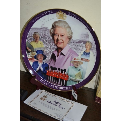 366 - Queen Elizabeth II Eighty Glorious Years Danbury Mint Large Plate on Stand with Certs in Box - Rimme... 