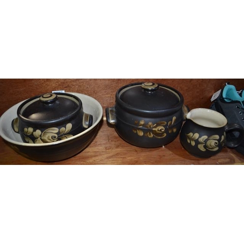 40 - 4 Pc Denby Kitchenware