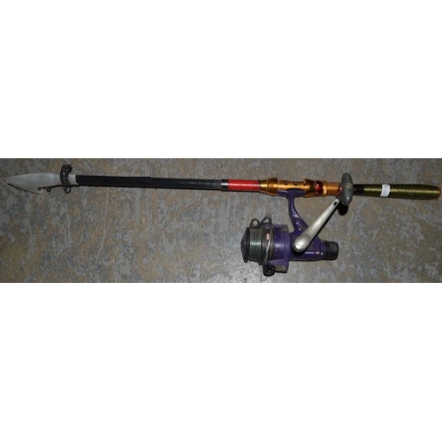 549 - Telescopic Rod & Dominator 400 Reel