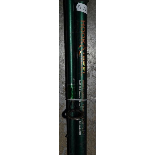 552 - Hook & Reel 3pc 11' Carp Rod