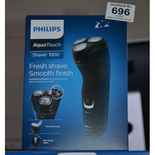 696 - philips Aqua Touch Shaver 1000 - Box Sealed