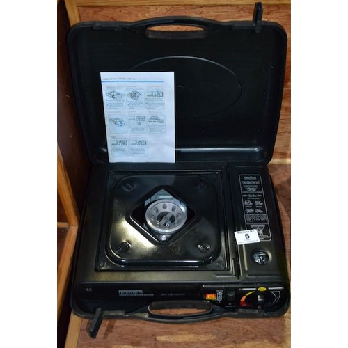 5 - Halfords Portable Gas Range