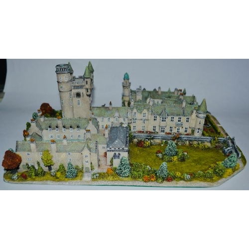 1050 - Large Danbury Mint Balmoral Castle Boxed With Cert