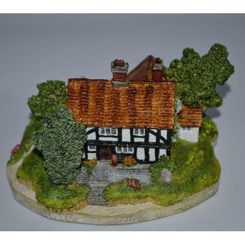 1076 - Danbury Mint The Bell Inn - Boxed With Cert