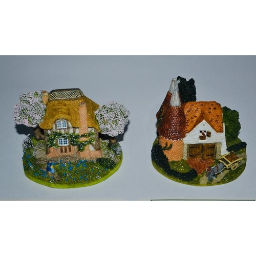 1084 - Danbury Mint Boxed Duo The Oast House + Spring Cottage with Certs