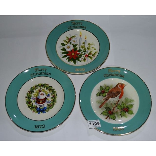 1109 - 1978, 1979, 1980 Barratts of Staffordshire Colelctable Christmas Plates - Boxed