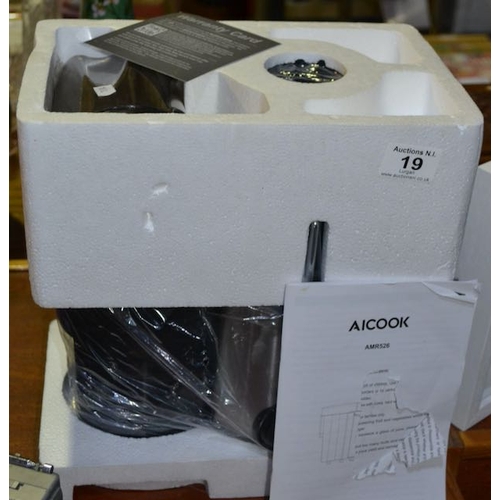 19 - Aicook Juicer - Sealed