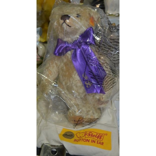 493A - Steiff Mohair Queen Elizabeth 80th Birthday 2006 Bear Sealed in Original Bag with Steiff Canvas Bag