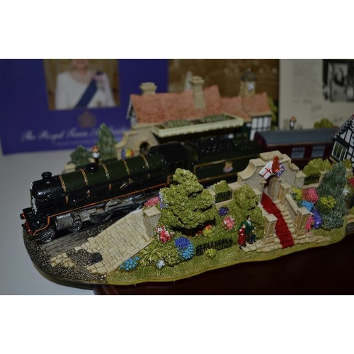 1002 - Large Boxed Ltd Ed Liliput Lane The Royal Train at Sandringham No 2234