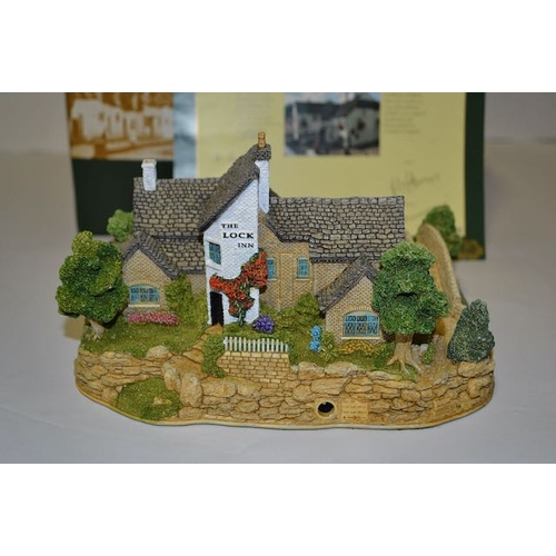 1003 - Large Boxed Liliput Lane Ltd Ed Illuminated The Lock Inn with Cert No 186