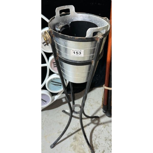 Lot 153       