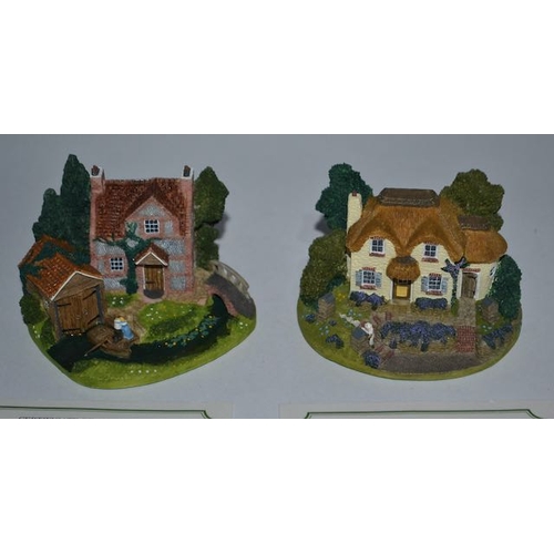 1074 - Danbury Mint Boxed Duo - The Boathouse & Beekeeper's Cottage - With Certs