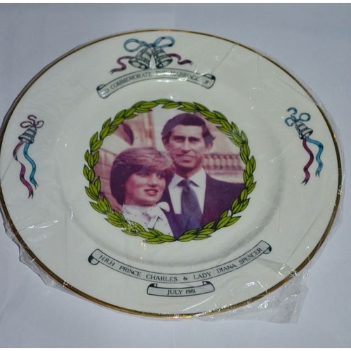 1108 - Harley China Collectable Plate Commemorating the Marraige of Charles & Diana + Danbury Mint Diamond ... 