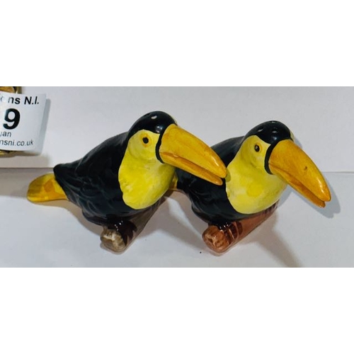 19 - Ceramic Guinness Toucan On Swing with Miniature Guinness Bottle + Luber Toucan Cruet Set