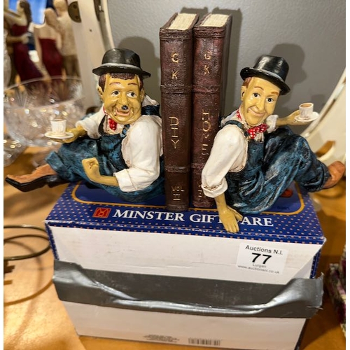 77 - Minster Giftware Laurel & hardy Bookends - Boxed