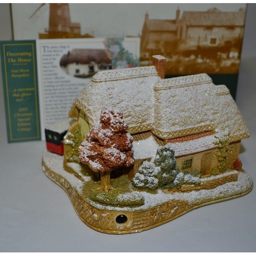 1148 - Boxed Lilliput Lane Illuminated Model Decoratinh the House with Deeds