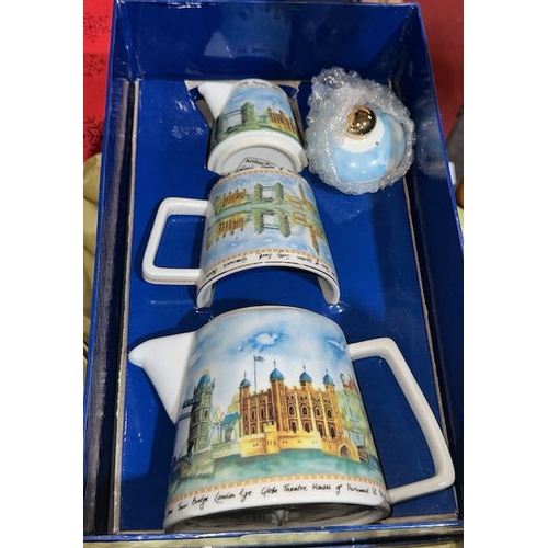 359 - Arthur Wood Teapot, Milk Jug & Sugar Bowl - Boxed