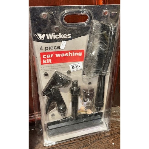 636 - Wickes 4pc Car Washing Kit