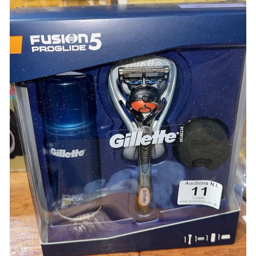 11 - Gillette ProGlide Fusion 5 Gift Set